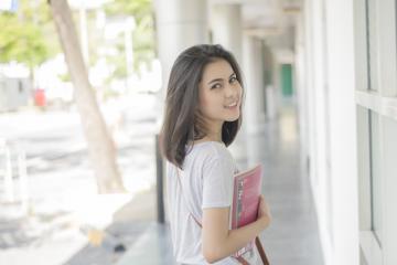 NHỮNG ĐIỀU BẮT BUỘC PHẢI BIẾT KHI DU HỌC MỸ